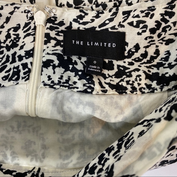 The Limited Pleated Linen Skirt - Picture 2 of 12